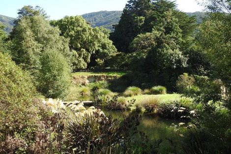 Photo of property in Ravenscliffe, 176 Woodside Road, Woodside, Outram, 9073