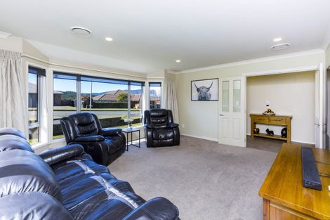 Photo of property in 118 Kirton Drive, Riverstone Terraces, Upper Hutt, 5018