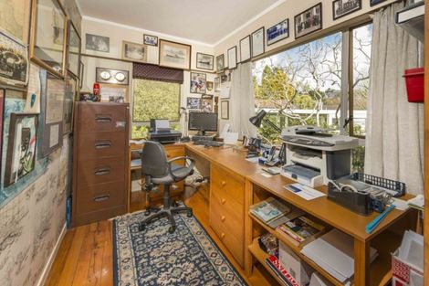 Photo of property in 26 Surville Place, Mairangi Bay, Auckland, 0630