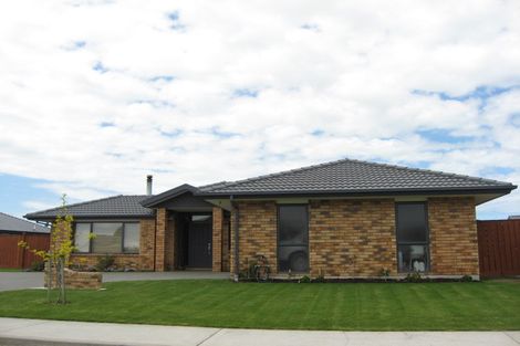 Photo of property in 27 Rowse Street, Rangiora, 7400