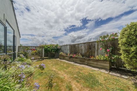 Photo of property in 6 Virginia Grove, Milson, Palmerston North, 4414