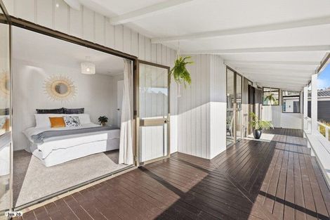 Photo of property in 23 Ferndale Drive, Kawakawa Bay, Papakura, 2585