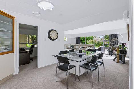 Photo of property in 172a Mangorei Road, Merrilands, New Plymouth, 4312