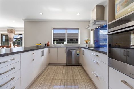 Photo of property in 12 Wills Road, Bell Block, New Plymouth, 4312