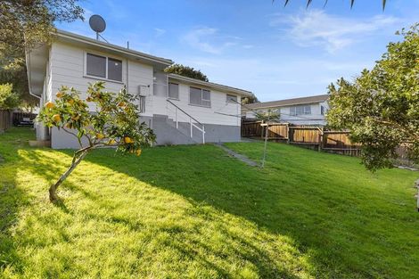 Photo of property in 38 Sunline Avenue, Massey, Auckland, 0614