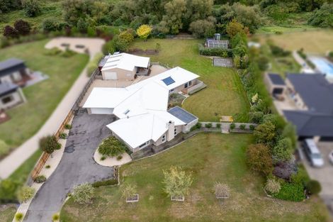 Photo of property in 8 Riverside Way, Amberley, 7410