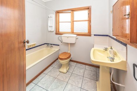 Photo of property in 16 Field Street, Aramoho, Whanganui, 4500