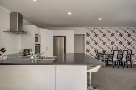 Photo of property in 105 Falcon Drive, Welcome Bay, Tauranga, 3112