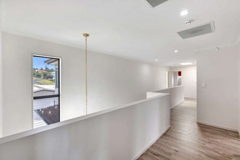 Photo of property in 7a Woodvale Road, Glen Eden, Auckland, 0602