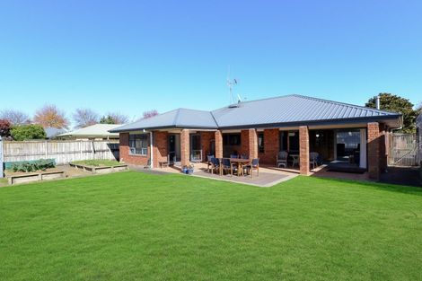 Photo of property in 10 Guildford Place, Rototuna North, Hamilton, 3210