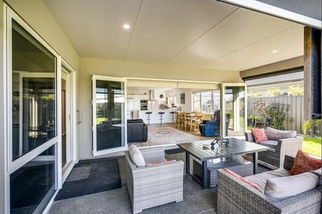 Photo of property in 54 Eriksen Road, Te Awa, Napier, 4110