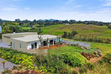 Photo of property in 5 Greenpath Lane, Hurworth, New Plymouth, 4310