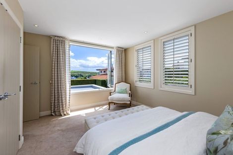 Photo of property in 12 Ronaki Road, Mission Bay, Auckland, 1071