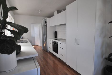 Photo of property in 5 Ruru Crescent, Heretaunga, Upper Hutt, 5018