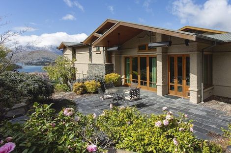Photo of property in 2 Vanguard Lane, Fernhill, Queenstown, 9300