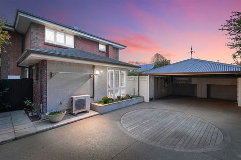 Photo of property in 168 Fendalton Road, Fendalton, Christchurch, 8052