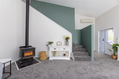 Photo of property in 24 Roblyn Place, Lincoln, 7608