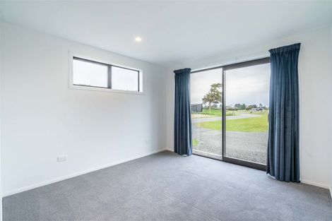 Photo of property in 87 Blairlogie Close, Otatara, 9879