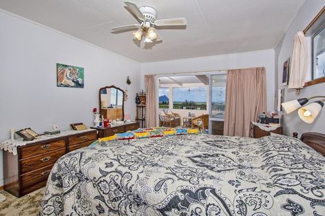 Photo of property in 144 Marsden Point Road, Ruakaka, 0116