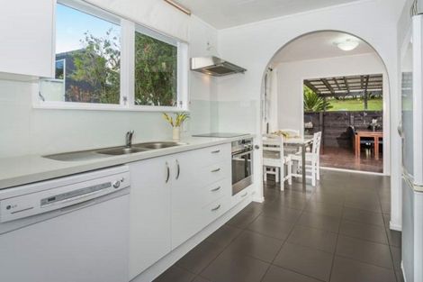 Photo of property in 27 Montclair Rise, Browns Bay, Auckland, 0630