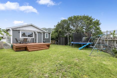 Photo of property in 50 York Street, Moera, Lower Hutt, 5010