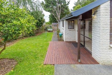 Photo of property in 5 Totara Road, Stanmore Bay, Whangaparaoa, 0932
