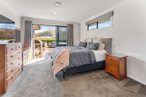 Photo of property in 4 Jardine Lane, Wakefield, 7025