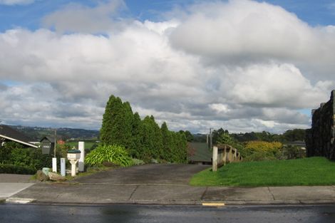 Photo of property in 23 Callender Place, Shelly Park, Auckland, 2014