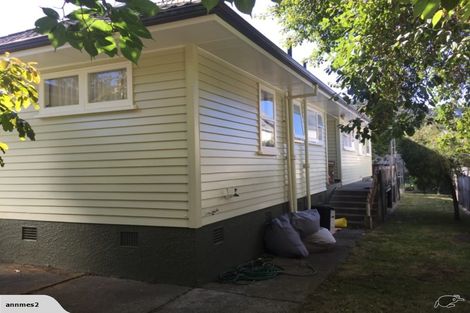 Photo of property in 2 Hatton Street, Karori, Wellington, 6012