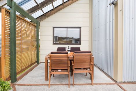 Photo of property in 5 Hennessy Street West, Foxton Beach, Foxton, 4815