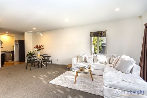 Photo of property in 4a Elizabeth Street, Riccarton, Christchurch, 8011