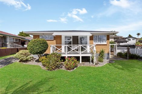 Photo of property in 1/38 Ballater Place, Highland Park, Auckland, 2010