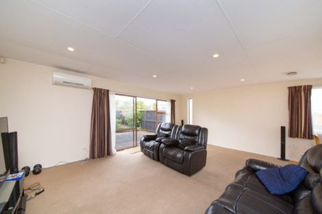 Photo of property in 32 Shelley Street, Rolleston, 7614
