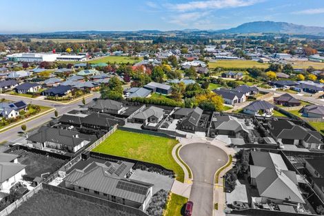 Photo of property in 7 Shier Place, Amberley, 7410