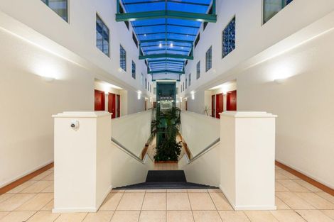 Photo of property in Mokoia Ridge, 1g/68 Mokoia Road, Birkenhead, Auckland, 0626