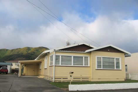 Photo of property in 13 Moana Grove, Waiwhetu, Lower Hutt, 5010