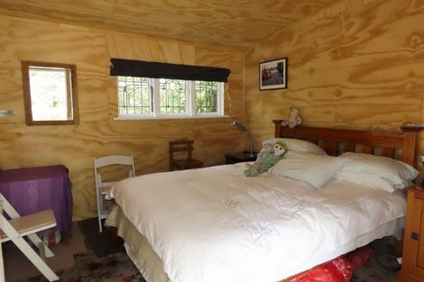 Photo of property in 25 Andersen Street, Blacks Point, Reefton, 7830