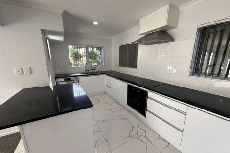 Photo of property in 14 Buller Crescent, Manurewa, Auckland, 2102