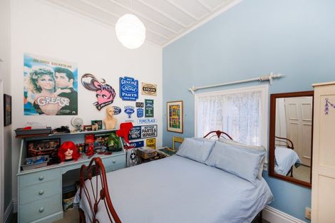 Photo of property in 357 Featherston Street, Palmerston North, 4414