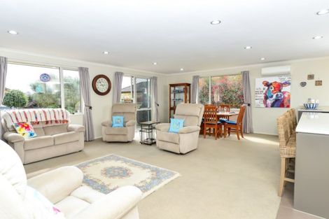 Photo of property in 28 Kelly Road, Cambridge, 3434