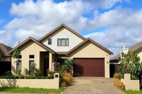 Photo of property in 13 Paso Fino Crescent, Karaka, Papakura, 2113