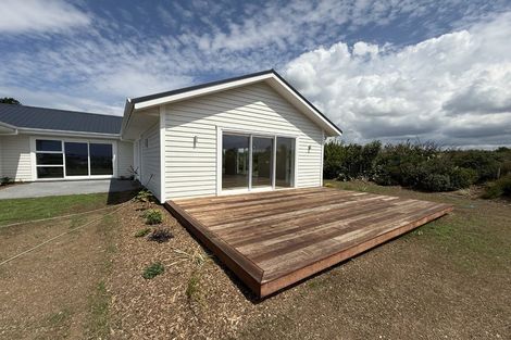 Photo of property in 5 Johnson Place, Stillwater, Silverdale, 0993