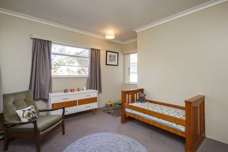 Photo of property in 395 Ruahine Street, Terrace End, Palmerston North, 4410