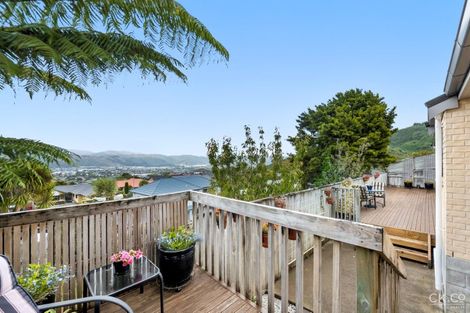Photo of property in 20 Garrett Place, Riverstone Terraces, Upper Hutt, 5018