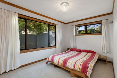 Photo of property in 1/126 Carlisle Road, Browns Bay, Auckland, 0632