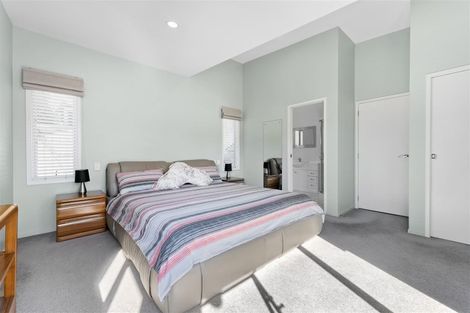 Photo of property in 28a Sycamore Drive, Sunnynook, Auckland, 0620