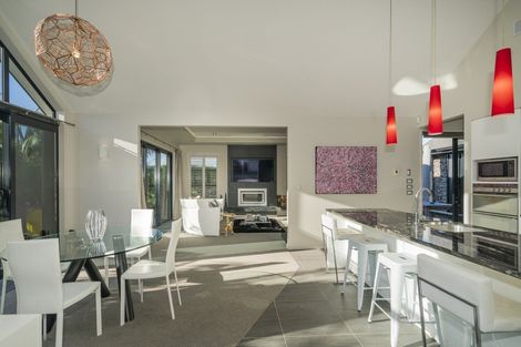 Photo of property in 8 Sara Way, Whitianga, 3510