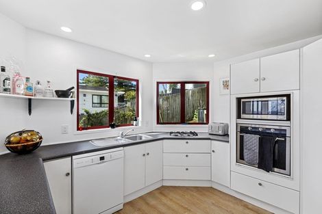 Photo of property in 4/149a Mokoia Road, Birkenhead, Auckland, 0626