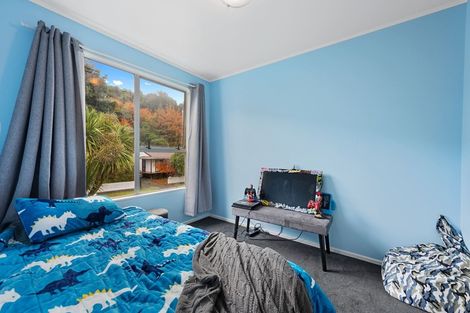 Photo of property in 21 Amber Grove, Birchville, Upper Hutt, 5018