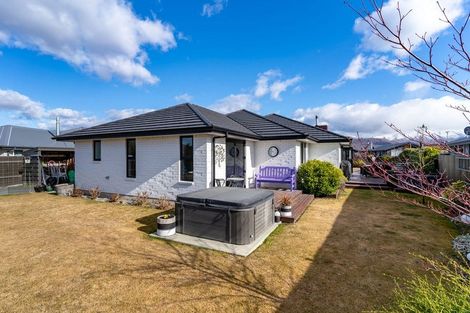 Photo of property in 11 Lakeland Avenue, Twizel, 7901